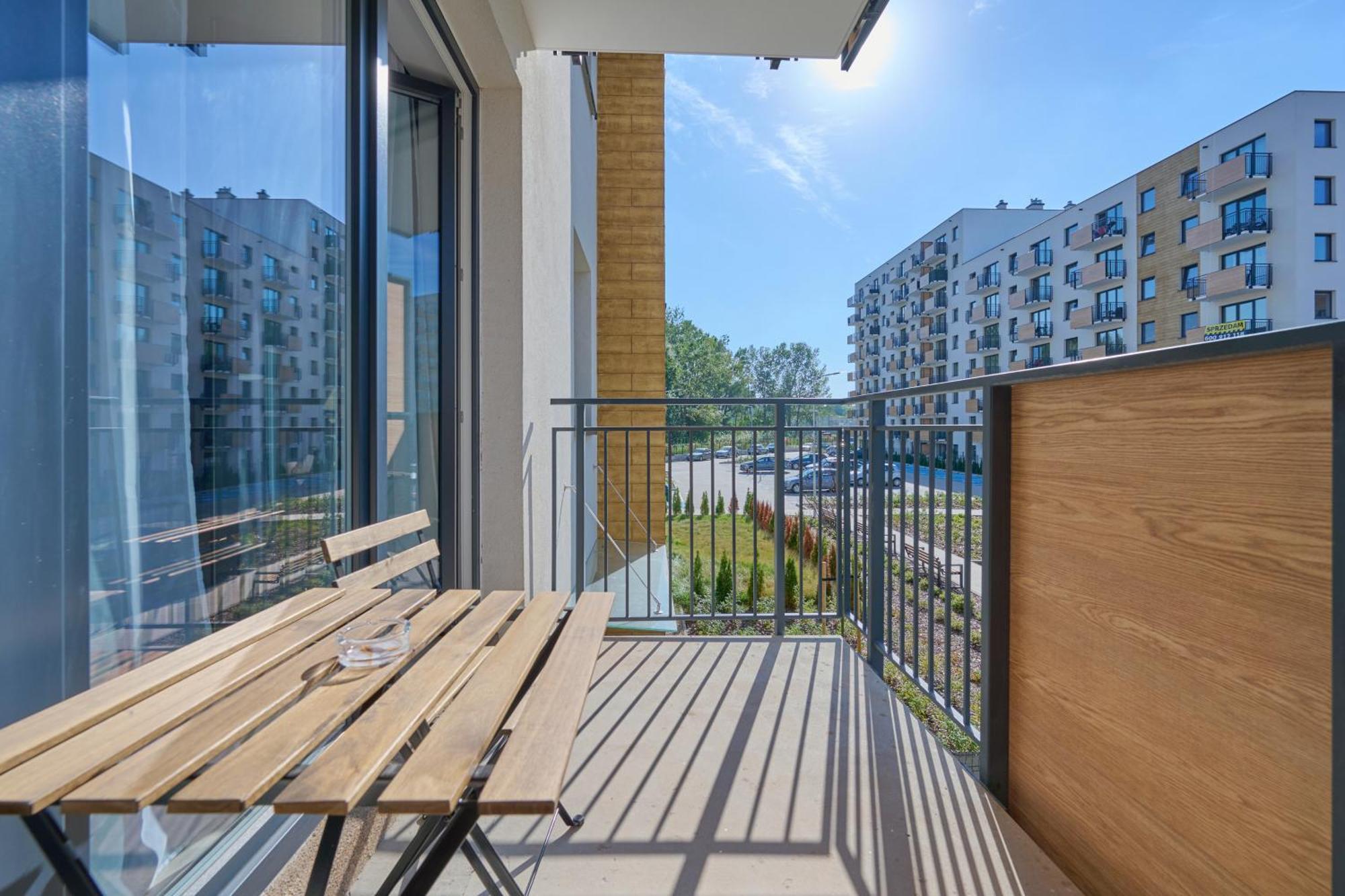 Fresh & Stylish Apartments In Poznan With Parking & Balcony By Noclegi Renters Экстерьер фото